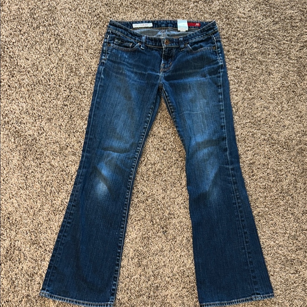 💙 X2 LOW RISE FLARE LEG Blue Jeans💙



💎🩷✨ Y2K ✨🩷💎